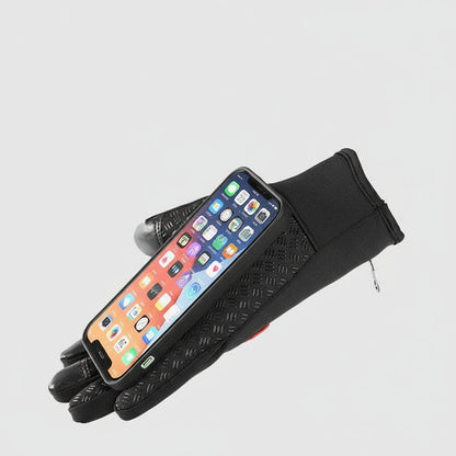 GRIPSHIELD – Weather-Ready Gloves for Warmth and Touchscreen Control