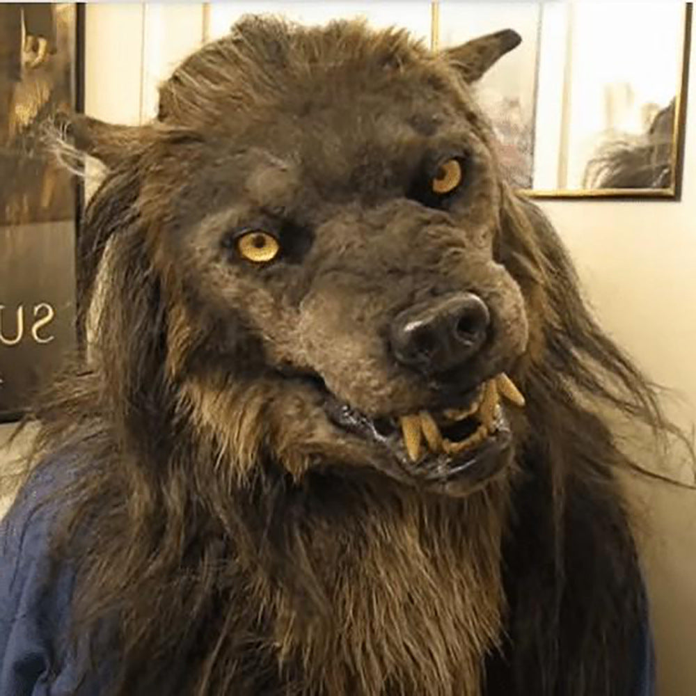 MOONHOWL – LED Werewolf Mask for Halloween Cosplay