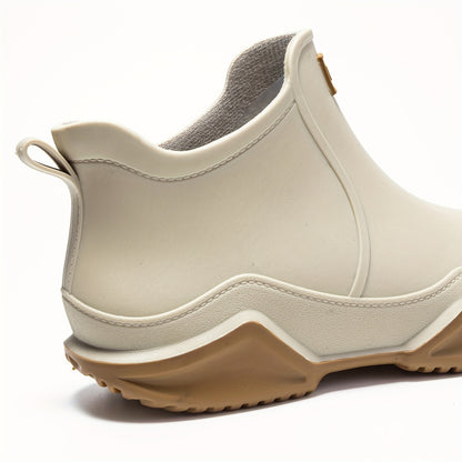 STORMTREK – Waterproof Outdoor Boots for Rainy Days and Rugged Hike Adventures