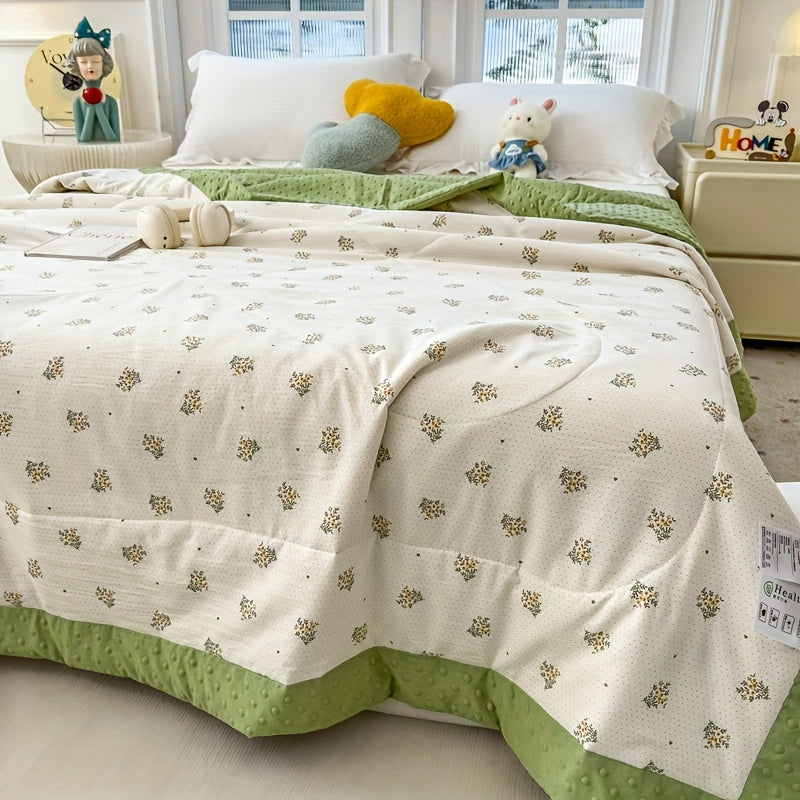 BLOOMCOOL - Lightweight Floral Summer Quilt for Comfortable Sleep 1