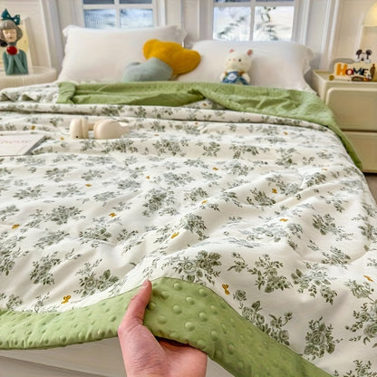BLOOMCOOL - Lightweight Floral Summer Quilt for Comfortable Sleep 3