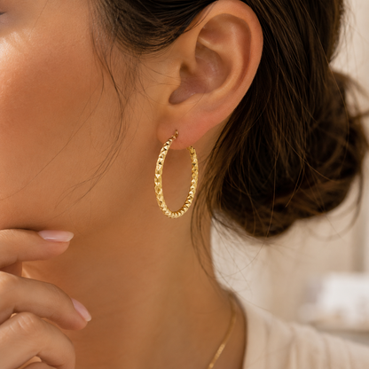 ELEGLOW – Timeless Hoop Earrings for Everyday and Special Moments
