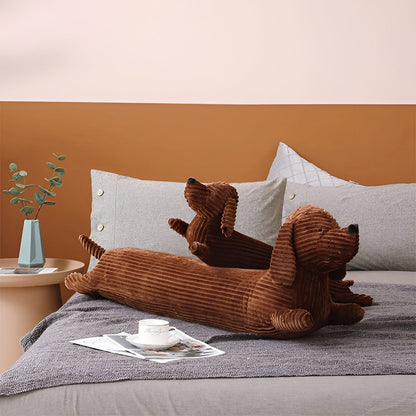 DOXIDREAM – Plush Dachshund Cushion for Cozy Relaxation