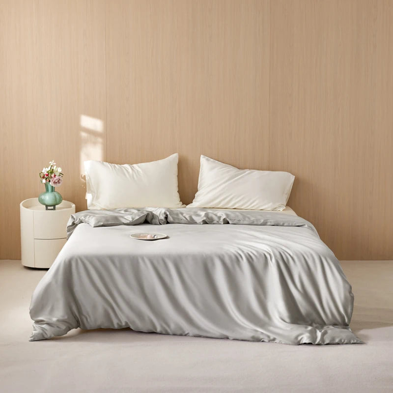 LUNACHILL – Summer Bed Cover for Smooth and Refreshing Rest