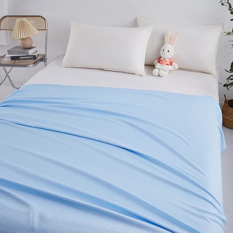 AIRBAMBOO – Breathable Blanket for Cool and Comfortable Summer Nights