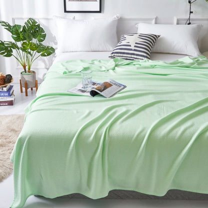 AIRBAMBOO – Breathable Blanket for Cool and Comfortable Summer Nights