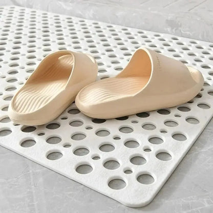 CLEARDRAIN – Bathroom Mat with Efficient Water Drainage and Strong Hold