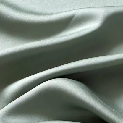 LUNACHILL – Summer Bed Cover for Smooth and Refreshing Rest