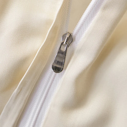 LUNACHILL – Summer Bed Cover for Smooth and Refreshing Rest