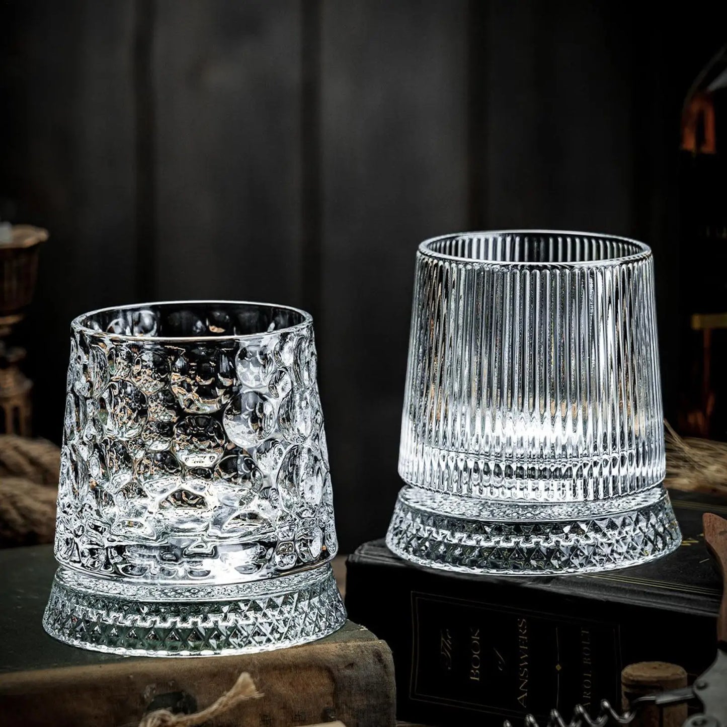 SPINCRYSTAL – Rotating Whiskey Glass Set for Entertaining and Conversation