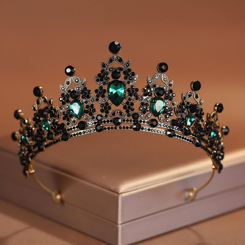 CROWNAURA – Ornate Wedding Tiara for Regal and Refined Beauty
