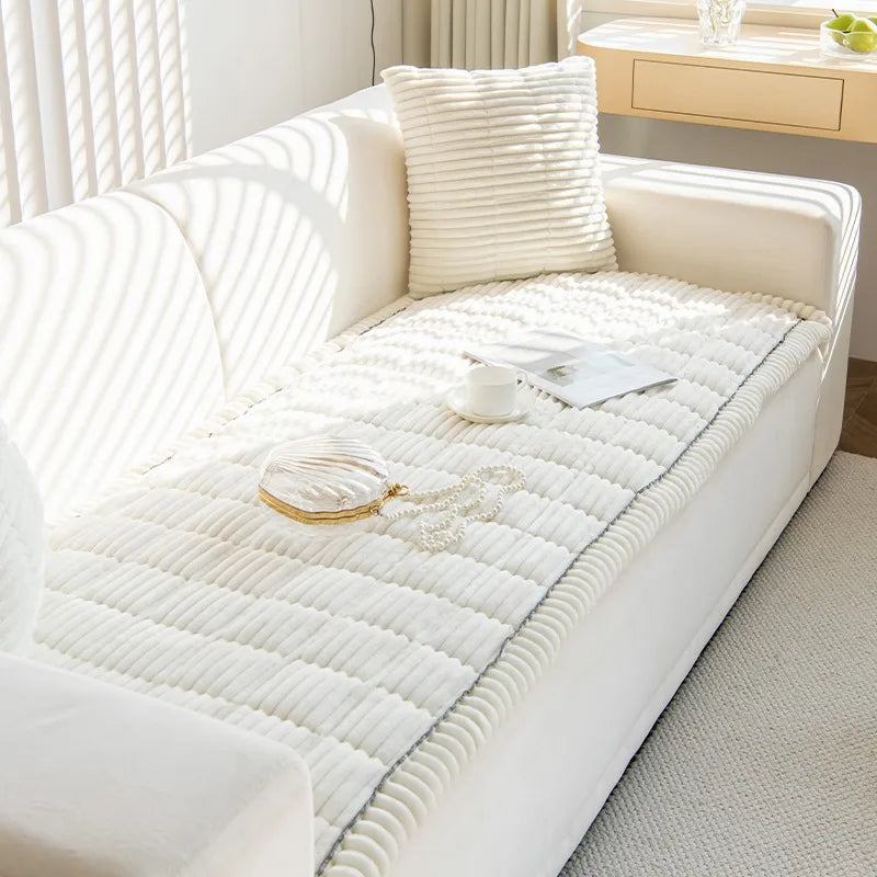 LIVINGLUXE – Warm Sofa Pad for Cozy and Inviting Spaces