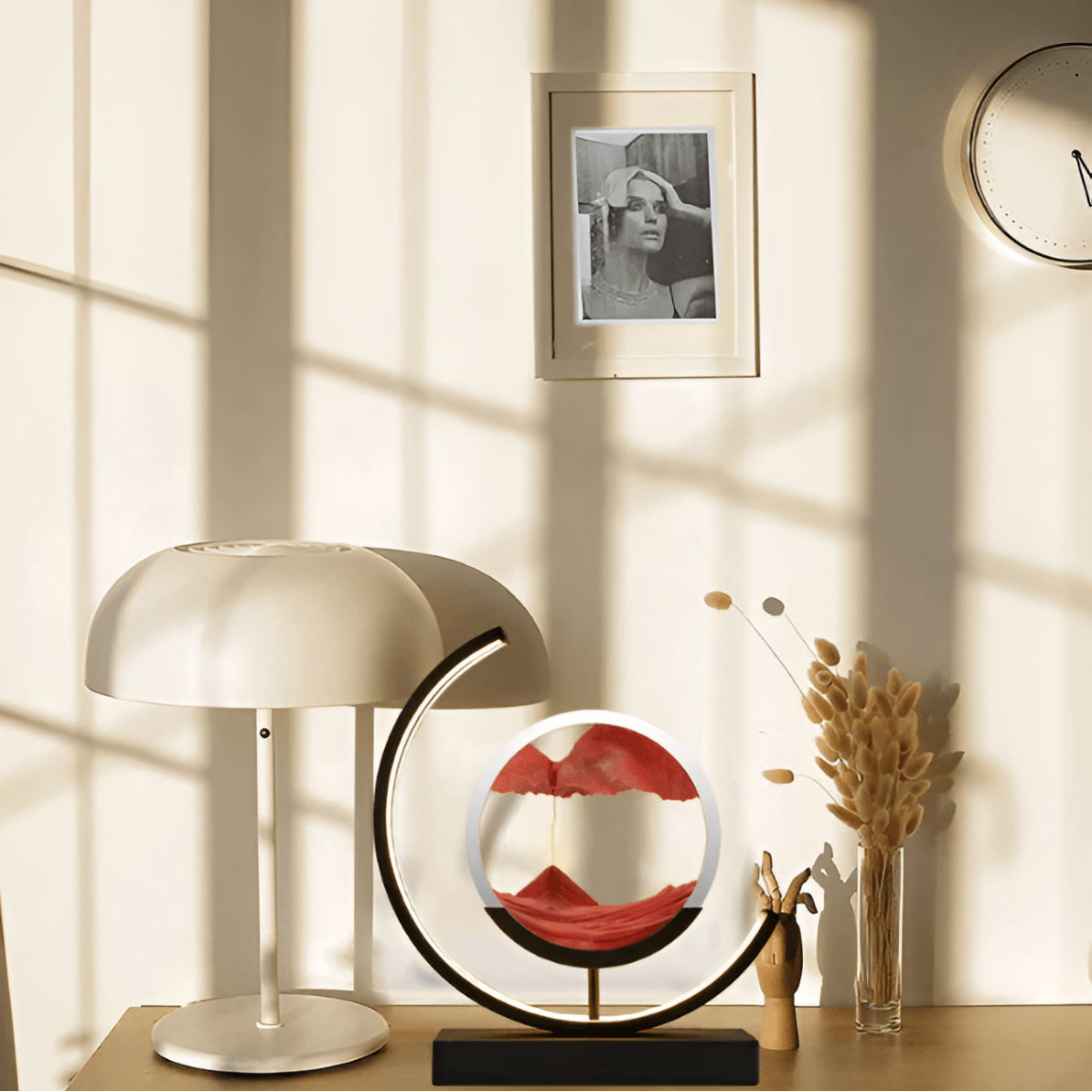 TRANQUILIGHT – Calming sand motion lamp with ambient glow