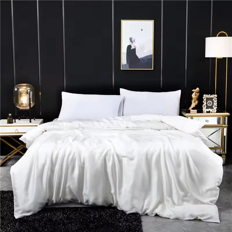 LUNACHILL – Summer Bed Cover for Smooth and Refreshing Rest