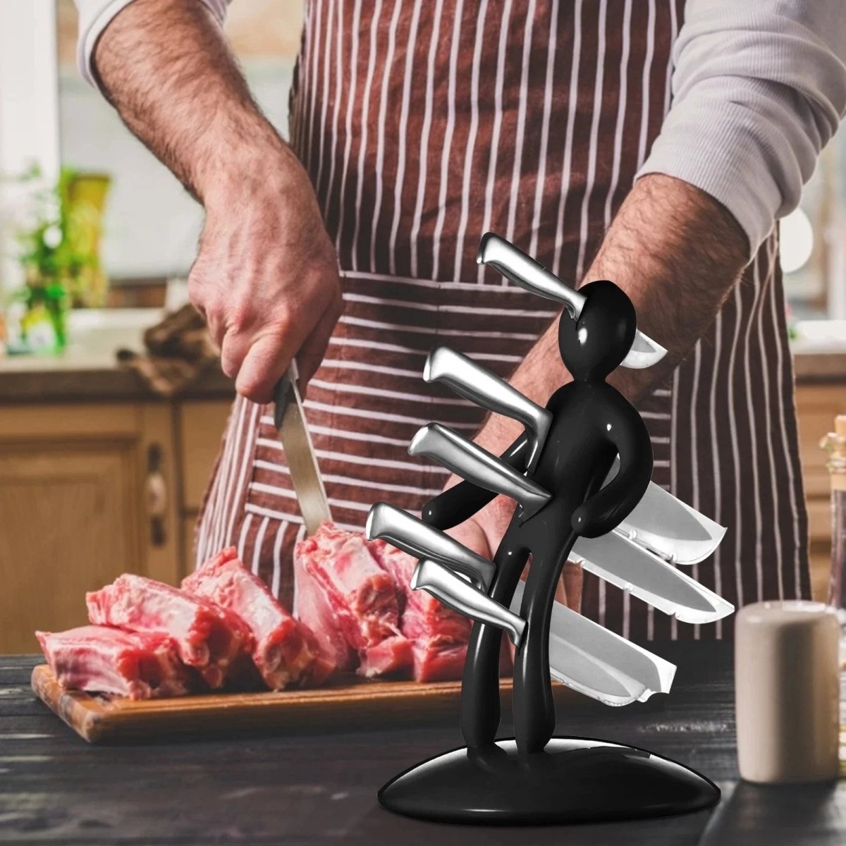 Sculptural Knife Organizer - Artistic Humanoid Design for Secure Storage 1