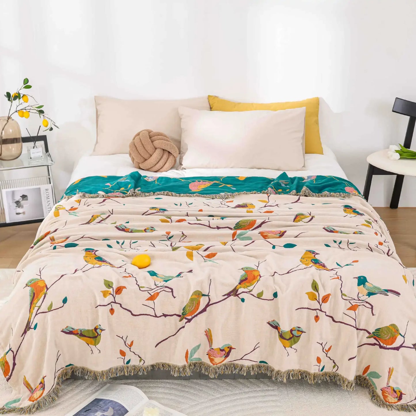 FLORABREEZE – Floral Blanket for Cooling Comfort and Elegant Home Decor