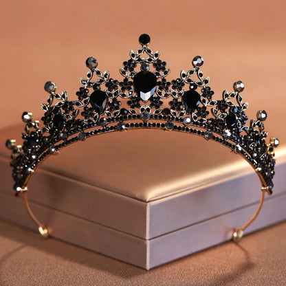 CROWNAURA – Ornate Wedding Tiara for Regal and Refined Beauty