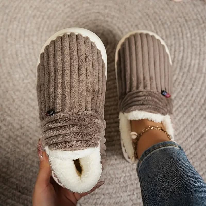 SOFTHEAT – Thermal House Slippers for Warm Winter Comfort