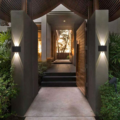 BRIGHTYARD – Modern Energy-Efficient Outdoor Wall Light