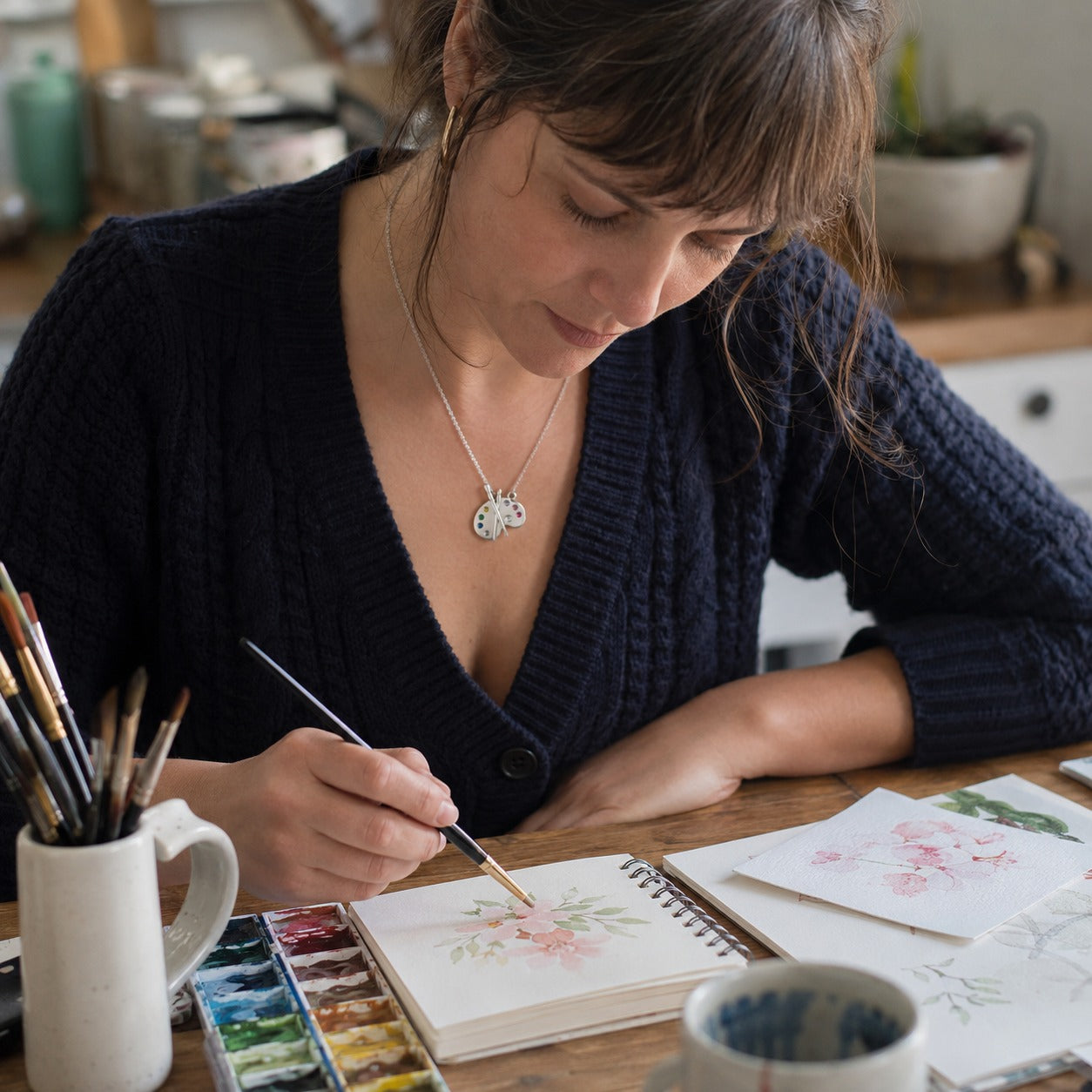 ARTELUNA – Gemstone Pendant Necklace for Creative Everyday Elegance